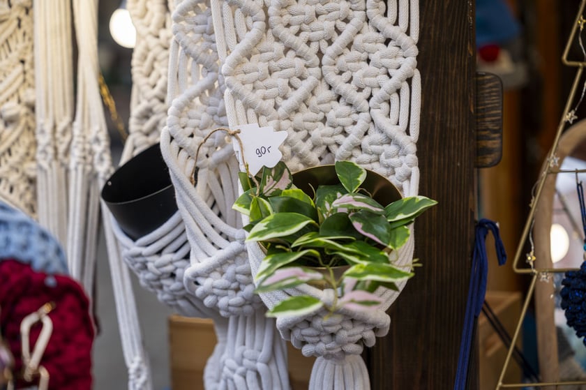 Jarmark Bożonarodzeniowy 2024 we Wrocławiu - na zdjęciach produkty, które można kupić na jarmarku